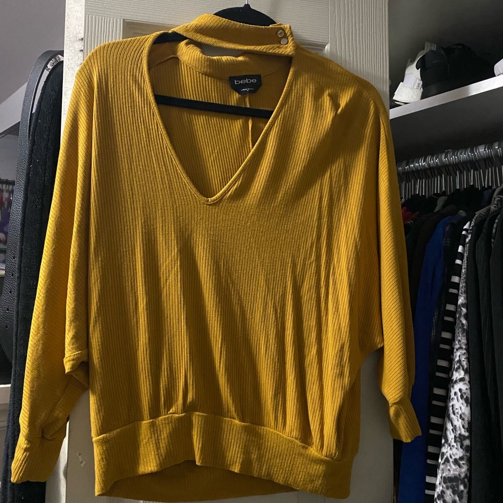 Bebe sweater